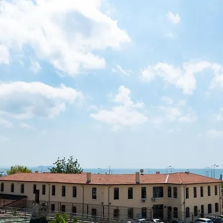 Hotel Nar