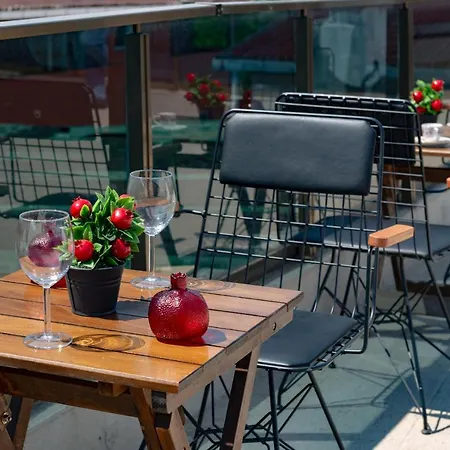 Nar Κωνσταντινούπολη